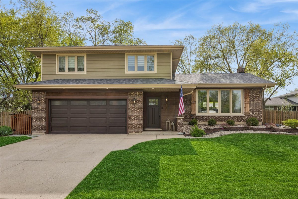 534 Summit Drive Schaumburg IL 60193