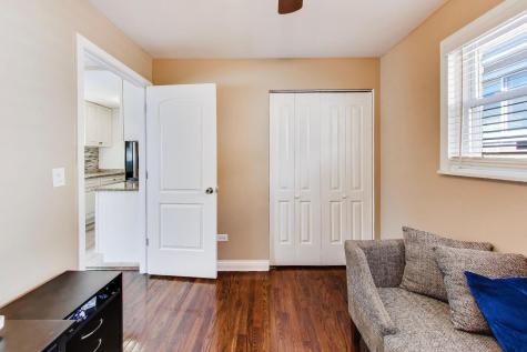 431 West 98th Street Chicago IL 60628