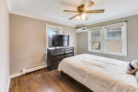 9309 South Lawndale Avenue Evergreen Park IL 60805
