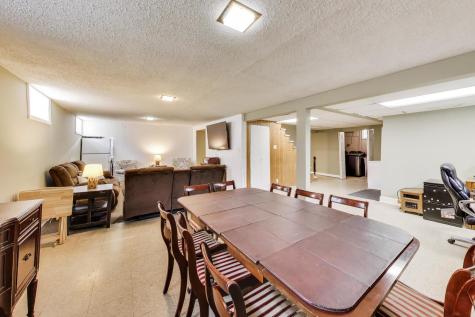 9309 South Lawndale Avenue Evergreen Park IL 60805
