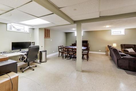 9309 South Lawndale Avenue Evergreen Park IL 60805
