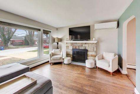 9309 South Lawndale Avenue Evergreen Park IL 60805