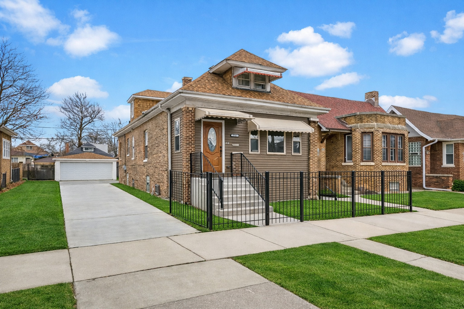 7717 South Luella Avenue Chicago IL 60649