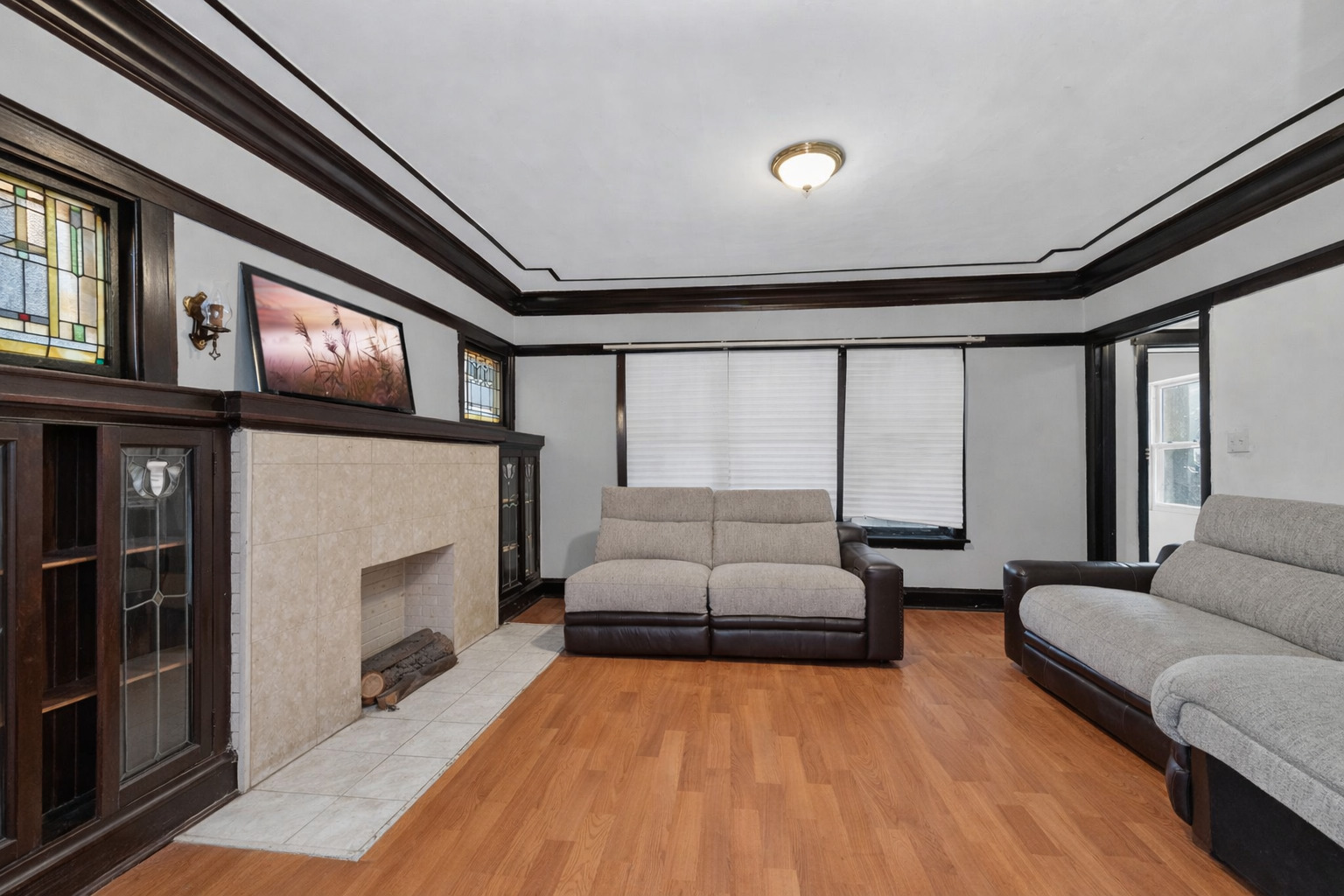 7717 South Luella Avenue Chicago IL 60649