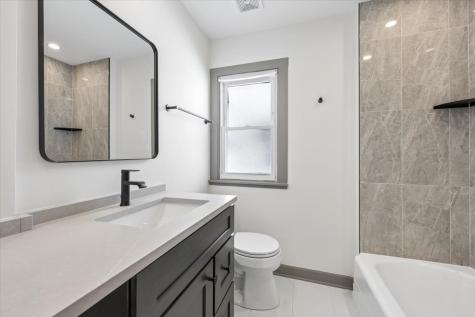 904 Hayes Avenue Oak Park IL 60302