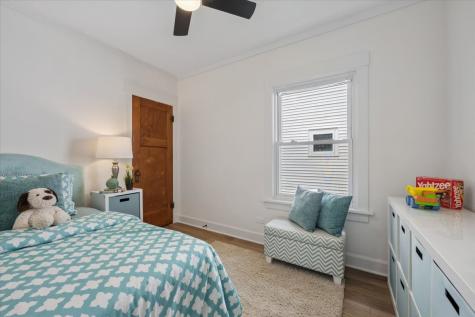 904 Hayes Avenue Oak Park IL 60302