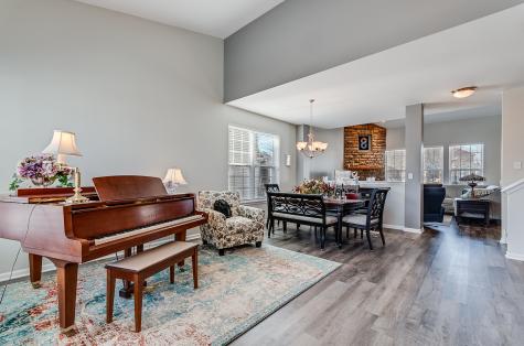 2185 Fescue Drive Aurora IL 60504