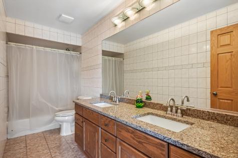526 North 3rd Avenue Des Plaines IL 60016