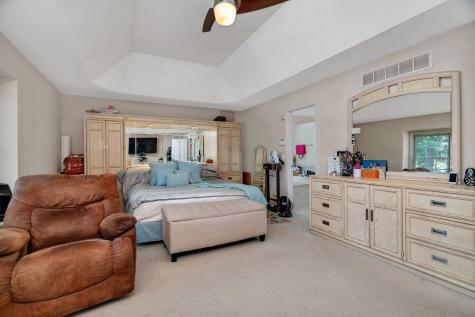 745 Feather Sound Drive Bolingbrook IL 60440