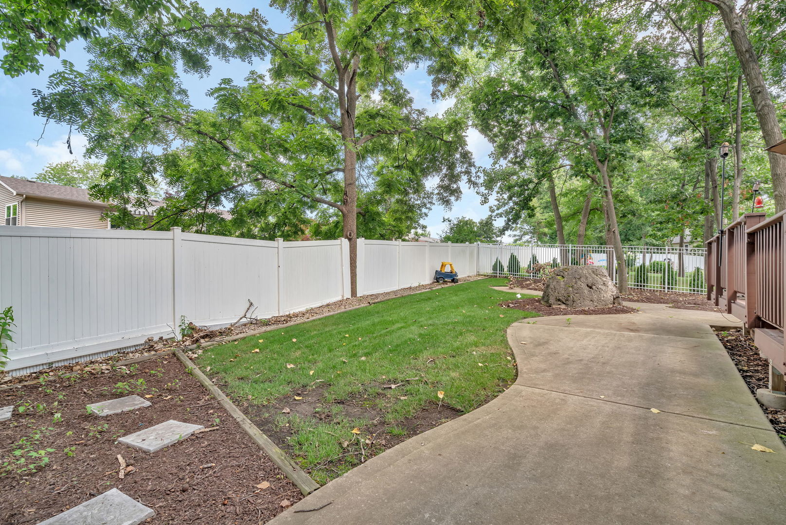 745 Feather Sound Drive Bolingbrook IL 60440