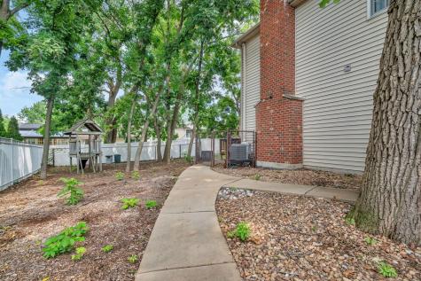 745 Feather Sound Drive Bolingbrook IL 60440