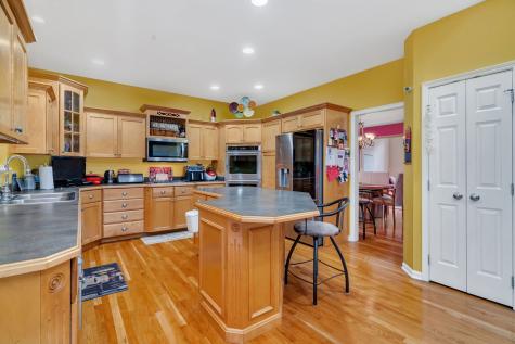 745 Feather Sound Drive Bolingbrook IL 60440
