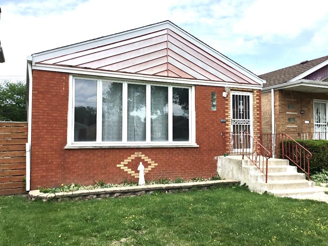 4812 South Leclaire Avenue Chicago IL 60638