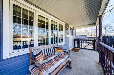 2953 180TH Street Lansing IL 60438