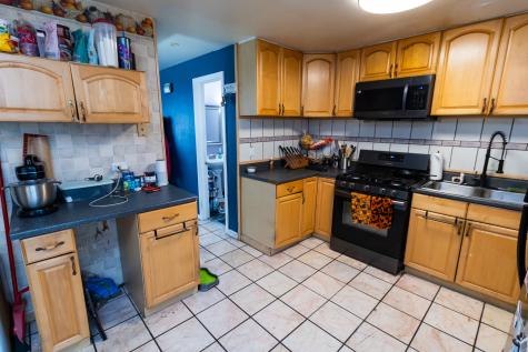 8810 Robin Drive Des Plaines IL 60016