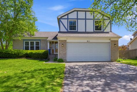 811 Westbury Drive Algonquin IL 60102