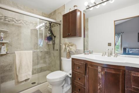 811 Westbury Drive Algonquin IL 60102