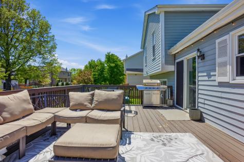 811 Westbury Drive Algonquin IL 60102