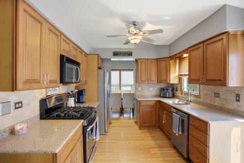 811 Westbury Drive Algonquin IL 60102