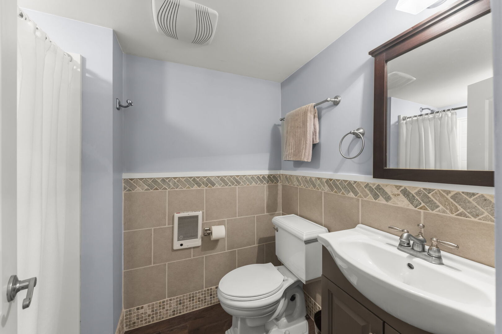 388 Hill Avenue Glen Ellyn IL 60137