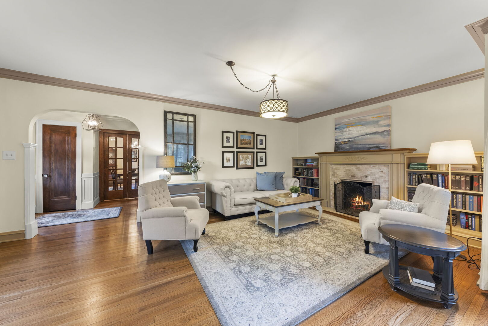 388 Hill Avenue Glen Ellyn IL 60137