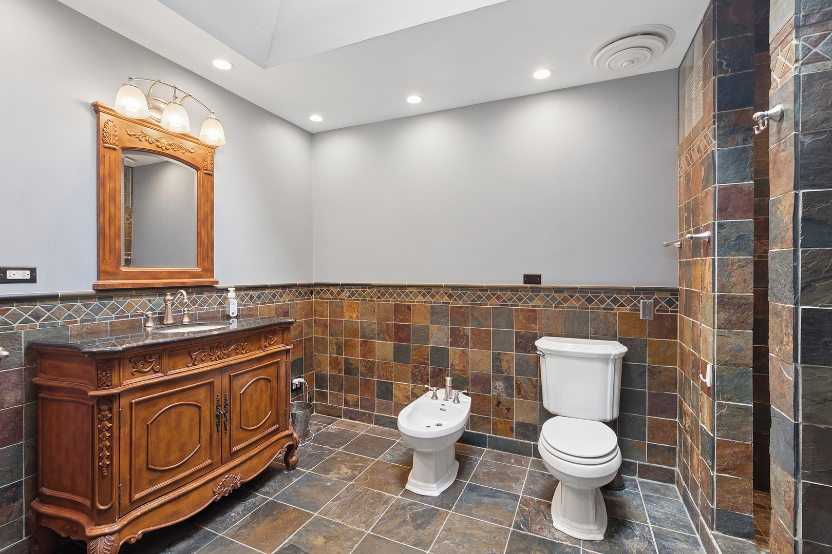 437 North Kevin Drive Addison IL 60101