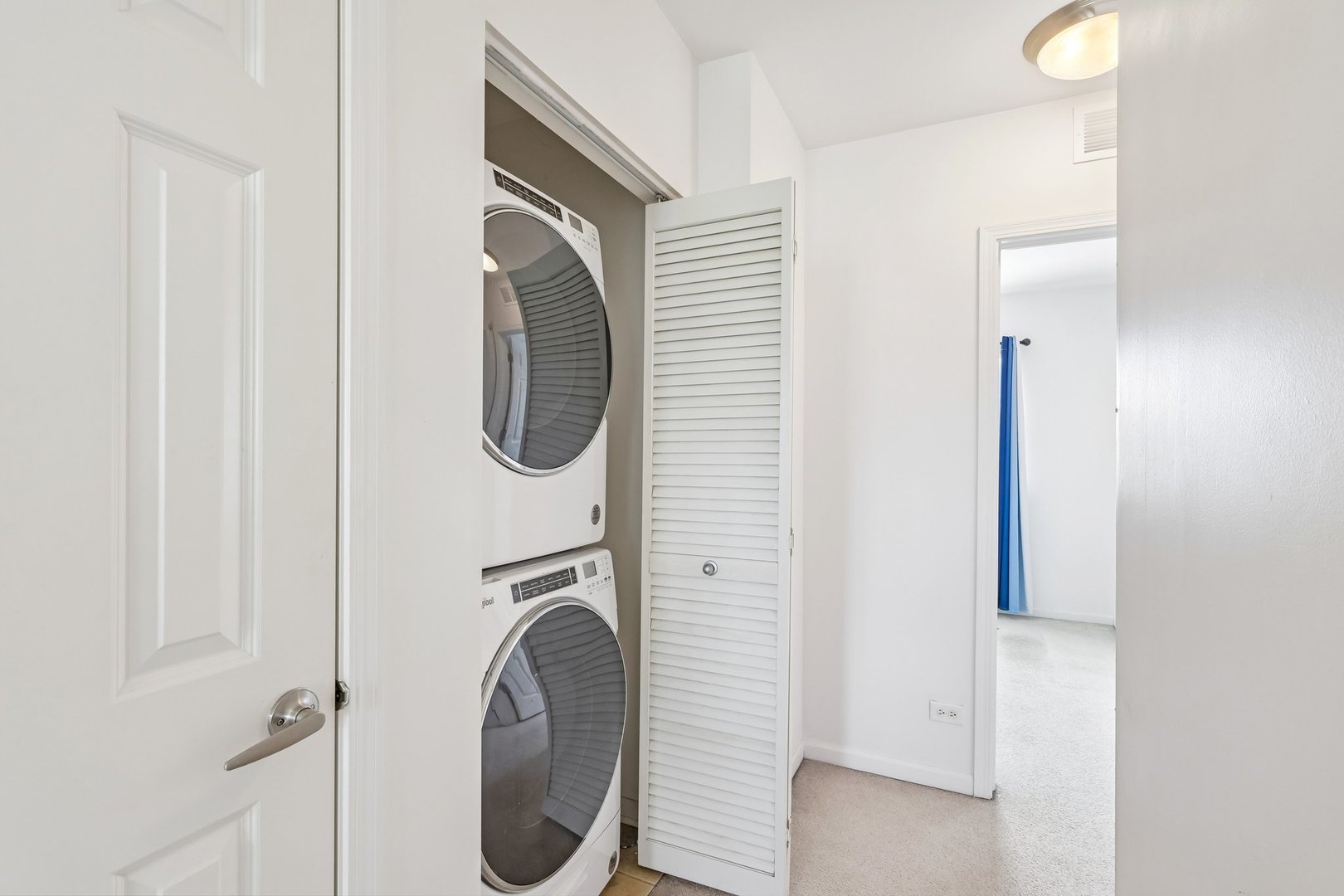 5241 West Galewood Avenue Chicago IL 60639
