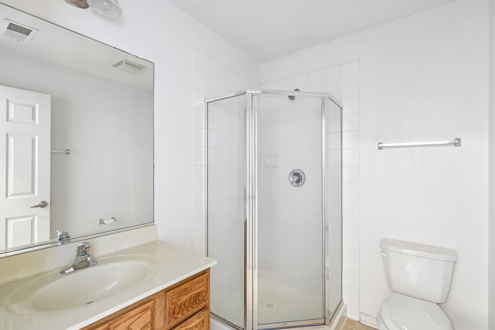 5241 West Galewood Avenue Chicago IL 60639