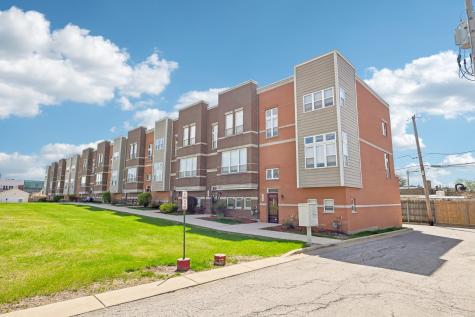 5241 West Galewood Avenue Chicago IL 60639