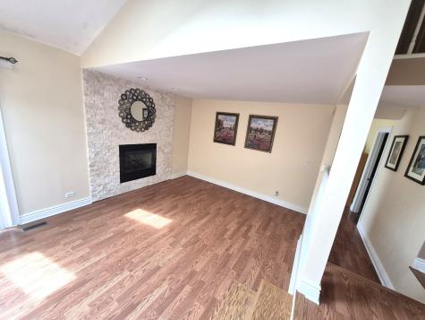 616 Claridge Circle Hoffman Estates IL 60169