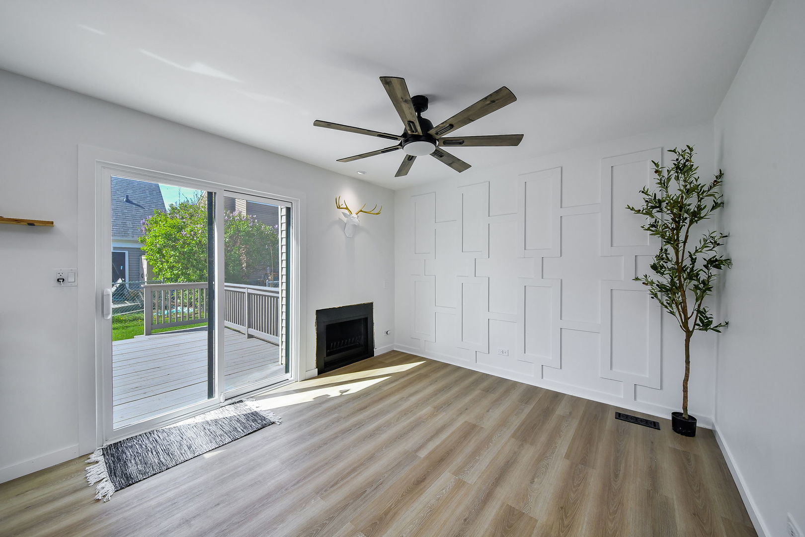 29W475 Candlewood Lane Warrenville IL 60555