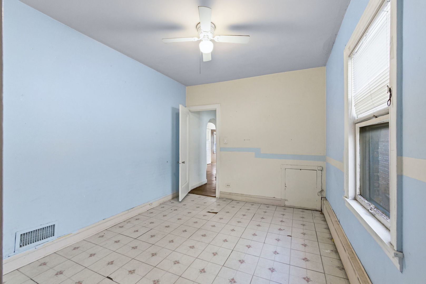 2916 North Merrimac Avenue Chicago IL 60634