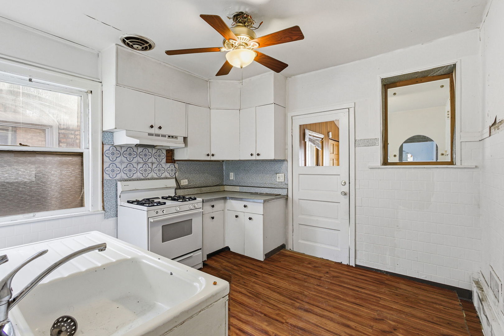 2916 North Merrimac Avenue Chicago IL 60634