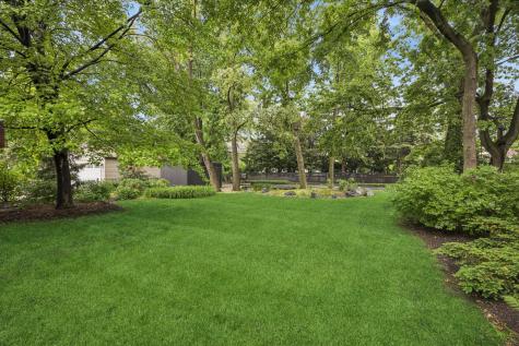 610 North Oak Park Avenue Oak Park IL 60302