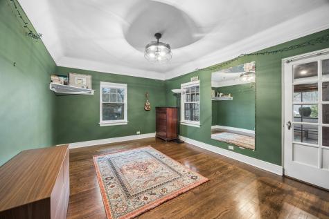 610 North Oak Park Avenue Oak Park IL 60302