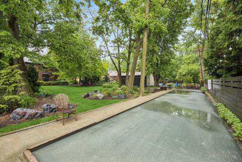 610 North Oak Park Avenue Oak Park IL 60302