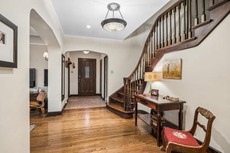 610 North Oak Park Avenue Oak Park IL 60302