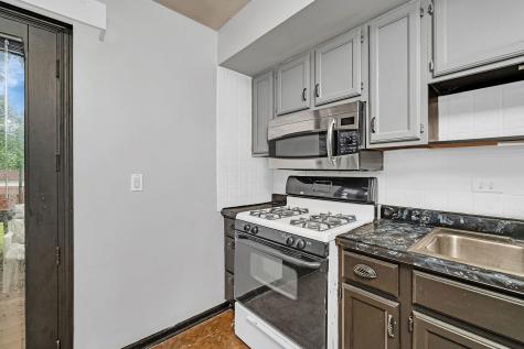 551 Falconridge Way Bolingbrook IL 60440