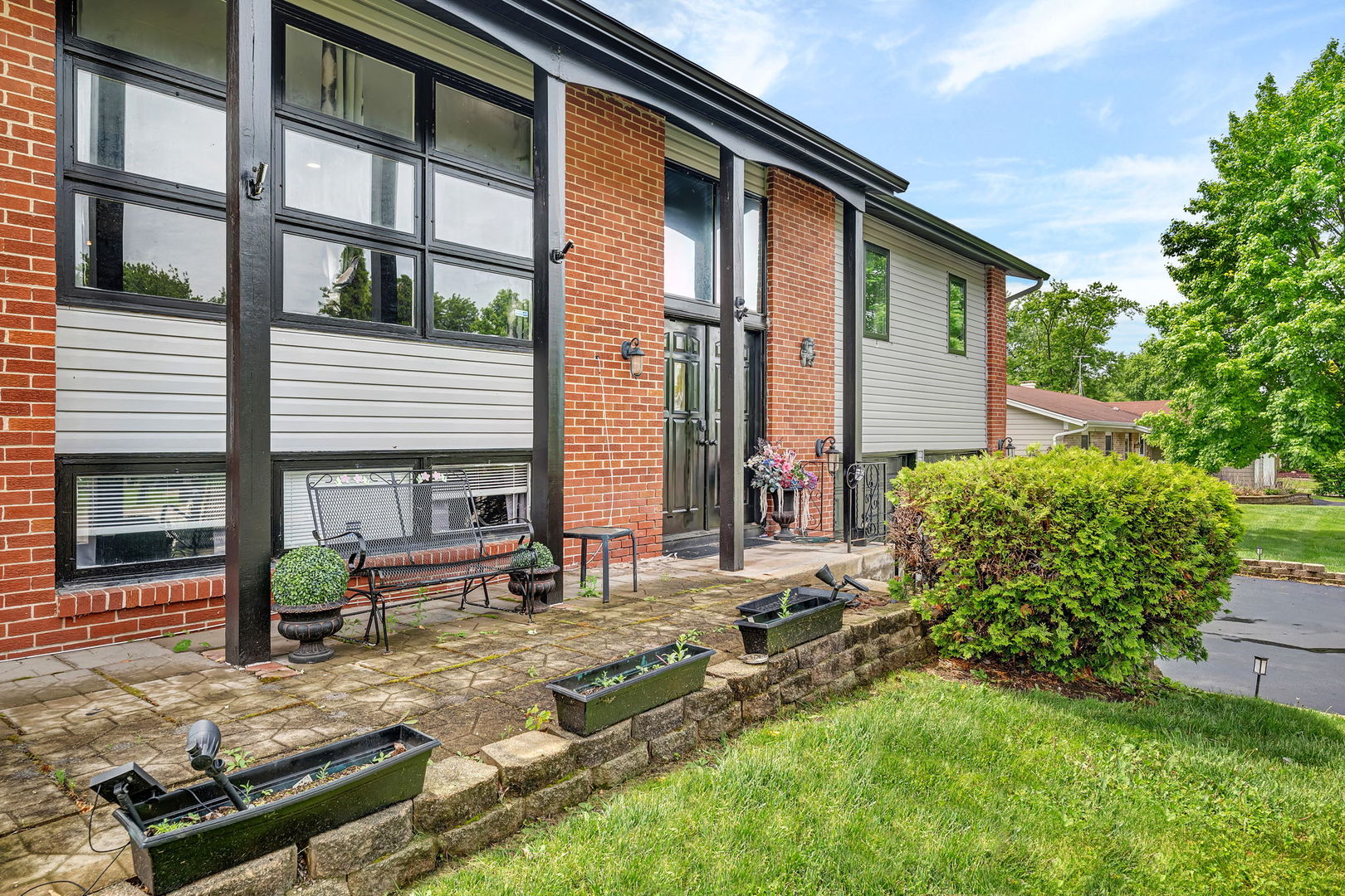 551 Falconridge Way Bolingbrook IL 60440