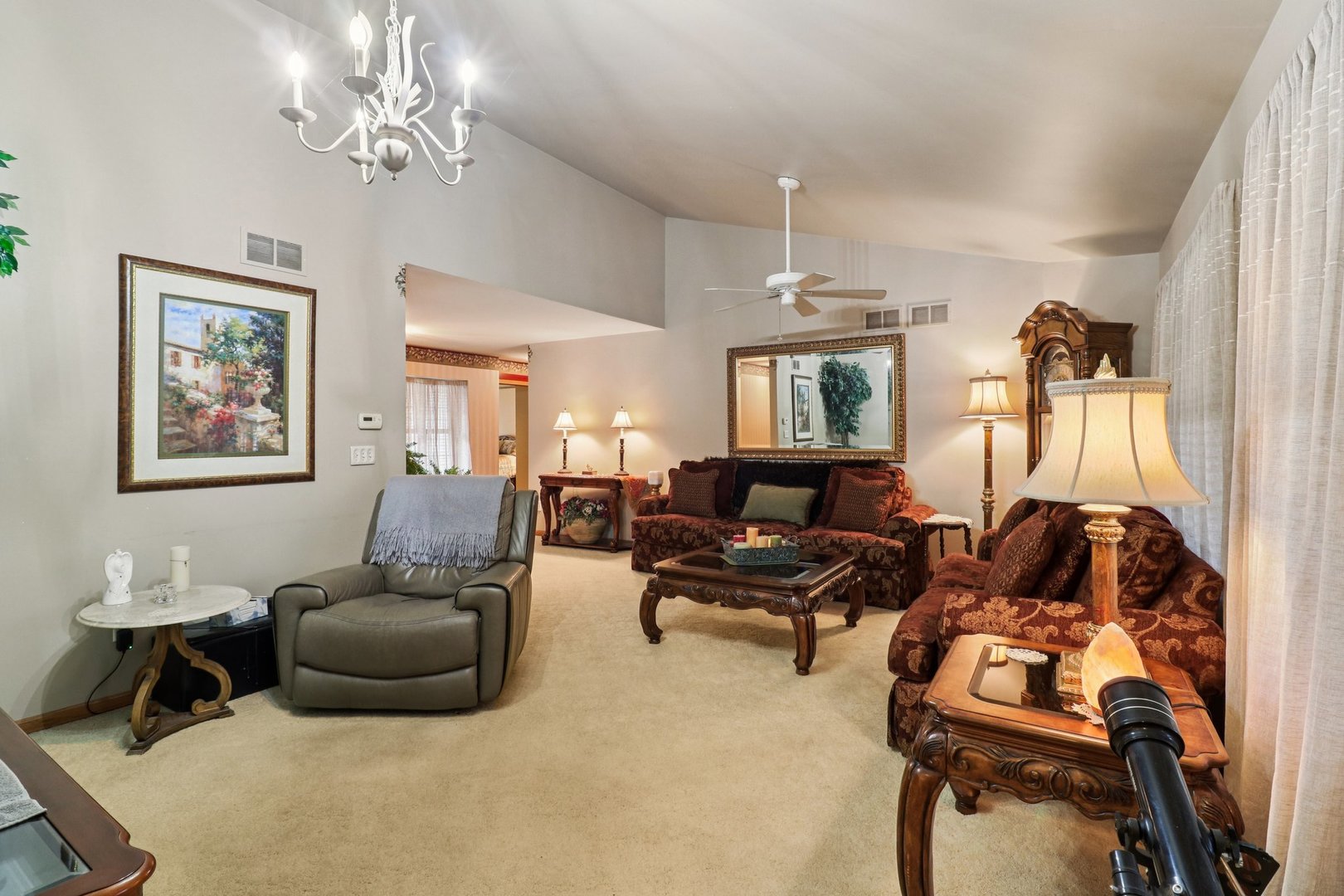 1923 Schomer Court Aurora IL 60505