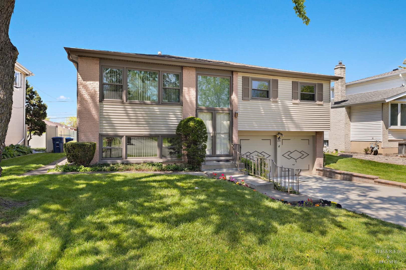 632 Polynesian Drive Des Plaines IL 60016
