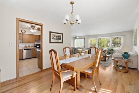 632 Polynesian Drive Des Plaines IL 60016