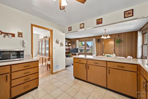632 Polynesian Drive Des Plaines IL 60016