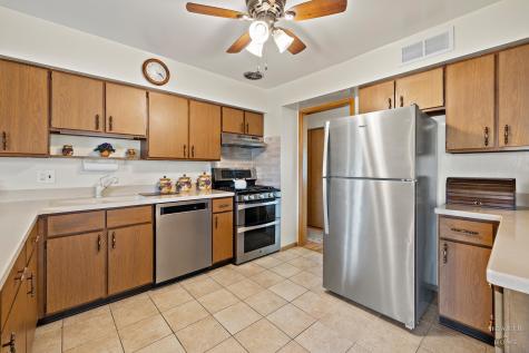 632 Polynesian Drive Des Plaines IL 60016