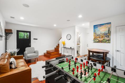 3151 North Honore Street Chicago IL 60657