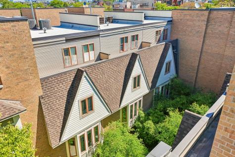 3151 North Honore Street Chicago IL 60657