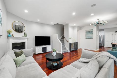 3151 North Honore Street Chicago IL 60657