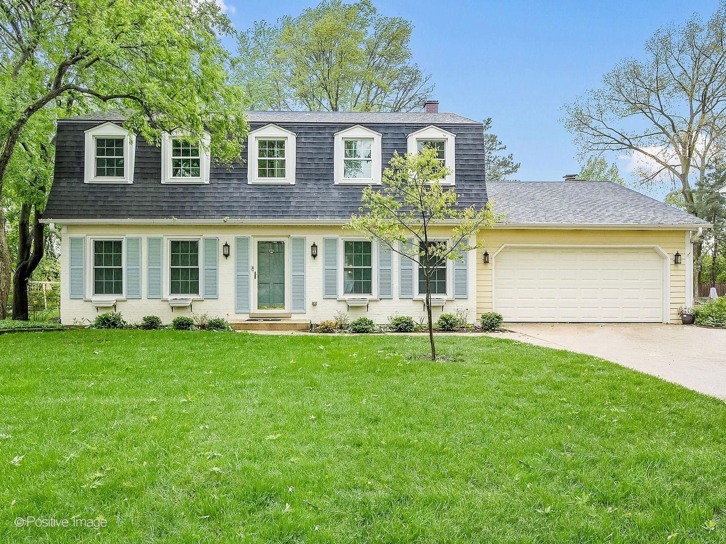2S560 Seneca Drive Wheaton IL 60189