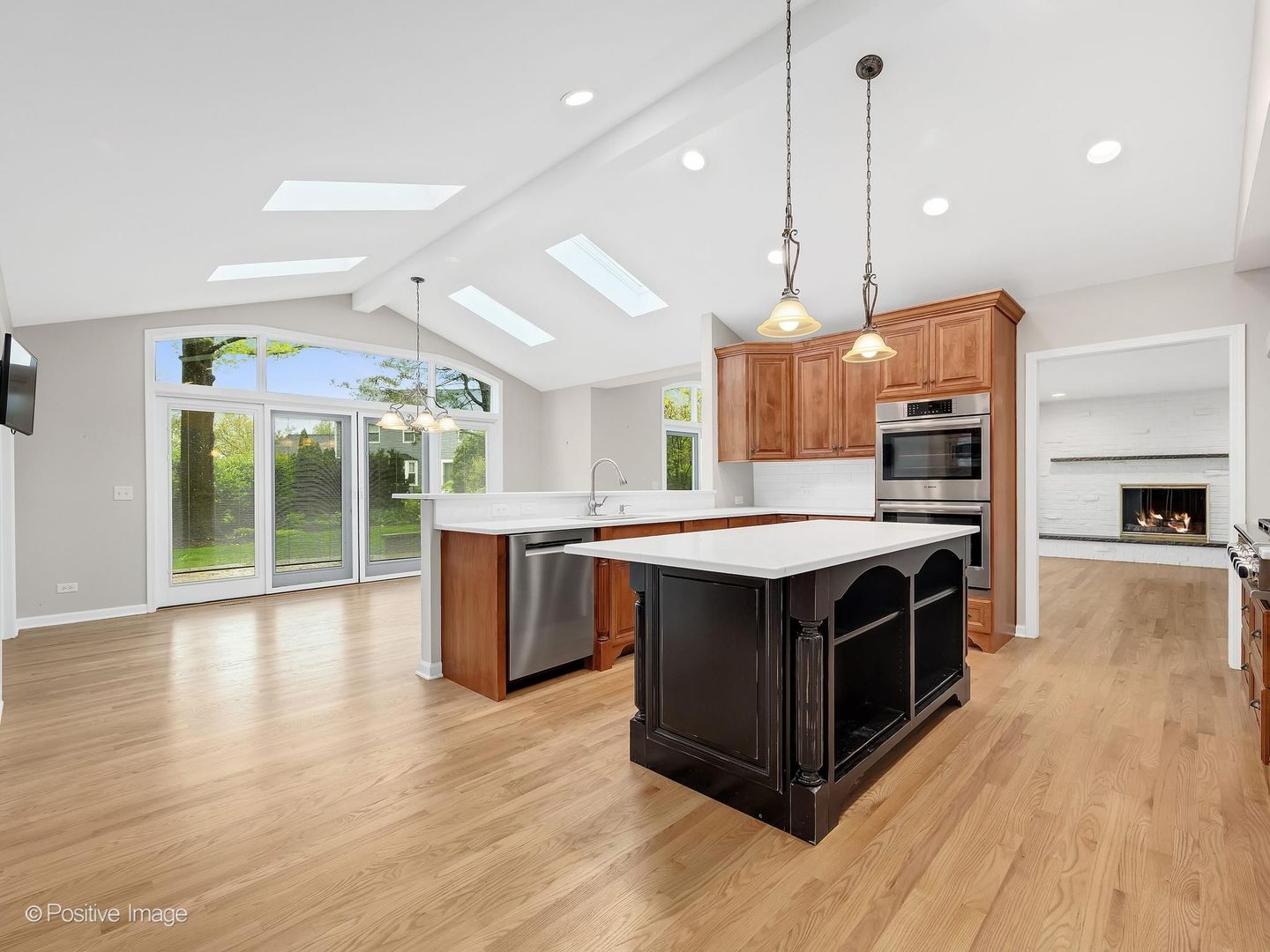 2S560 Seneca Drive Wheaton IL 60189