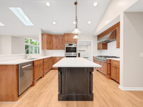 2S560 Seneca Drive Wheaton IL 60189